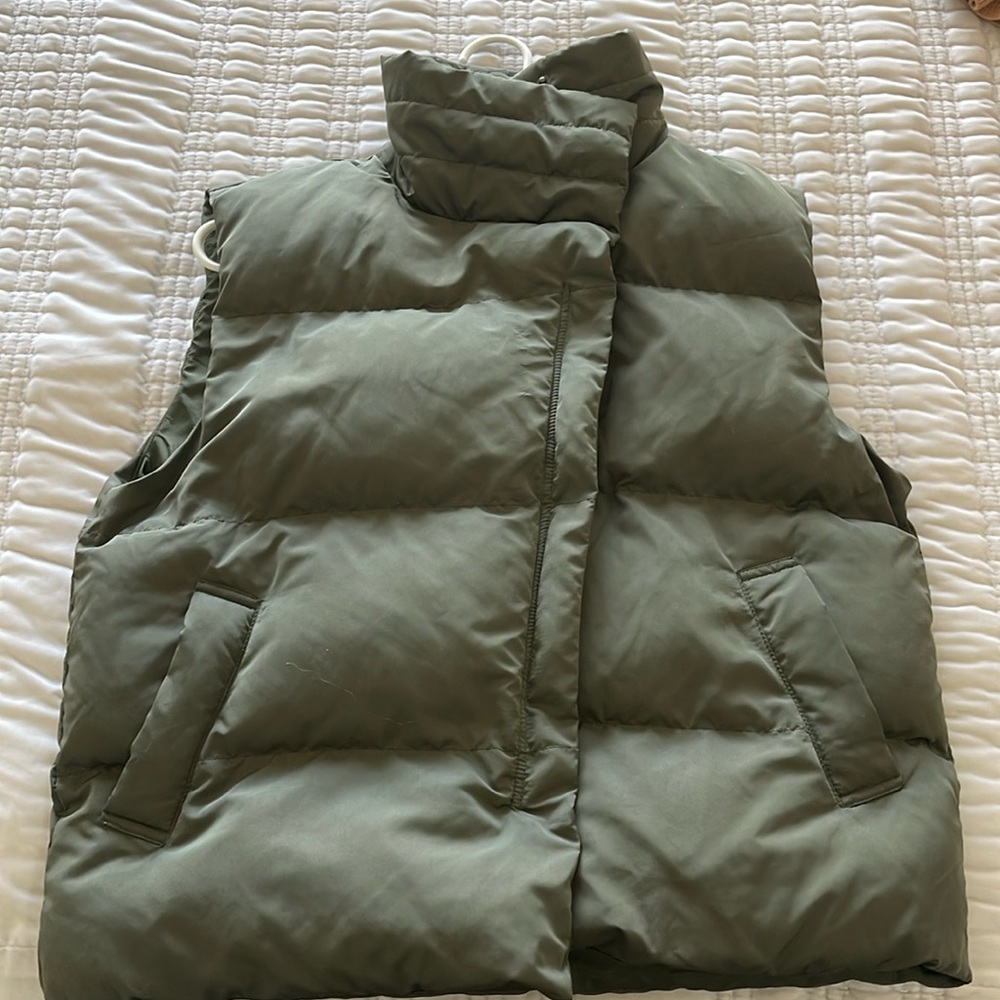 Asymmetrical puffer vest oversized VICI